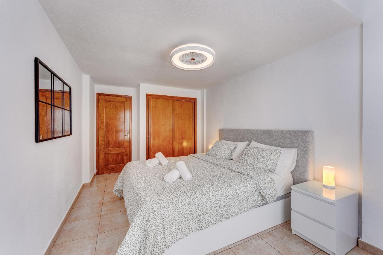 Pretty 1B Apartment In Diamantes 2, Heated Pool Los Cristianos  Buitenkant foto